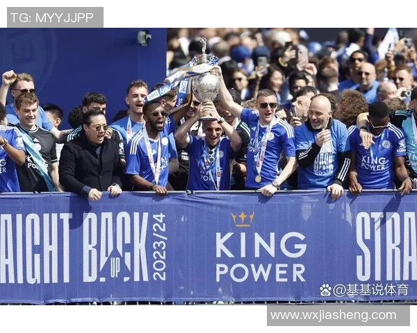 足球明星齐聚盛典晚会精彩瞬间回顾与亮点盘点