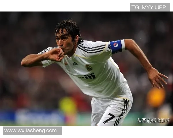 追忆绿茵传奇去逝足球明星全名单及其辉煌生涯回顾